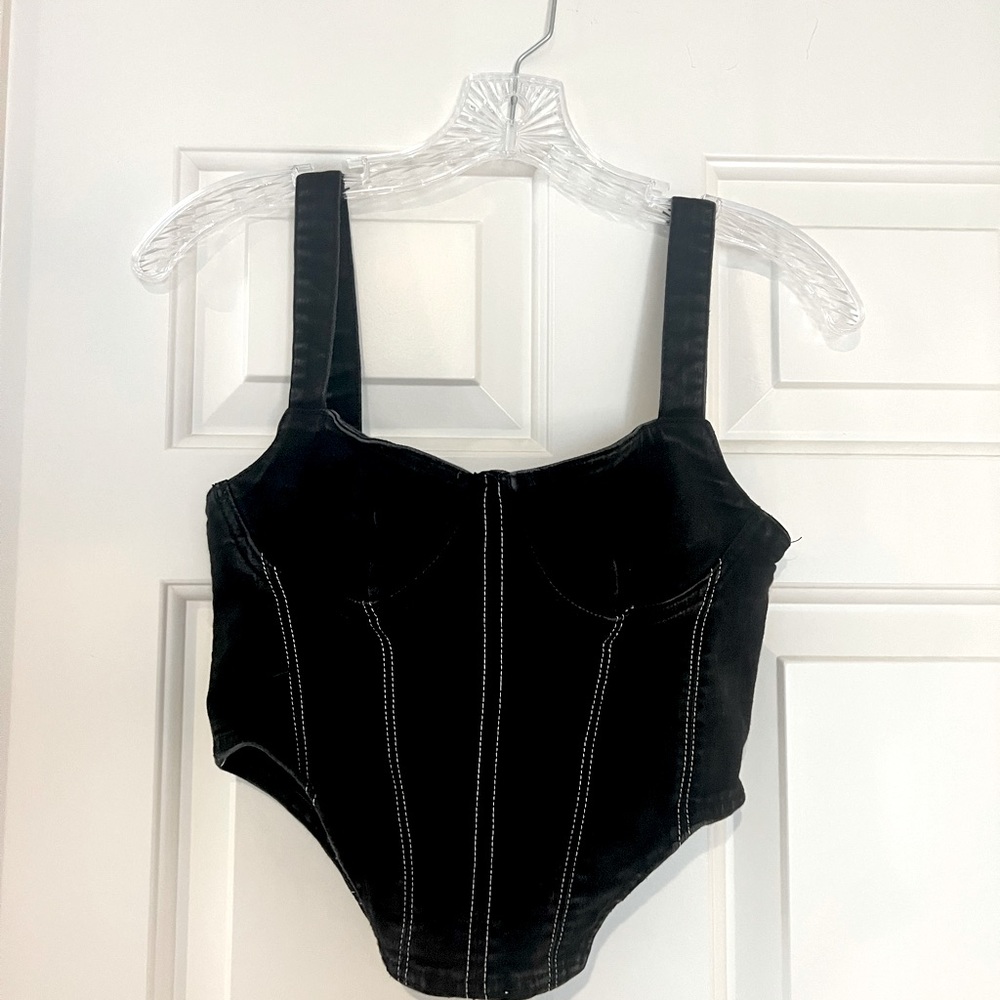 Black Zara corset top, size small. Worn but in good condition!